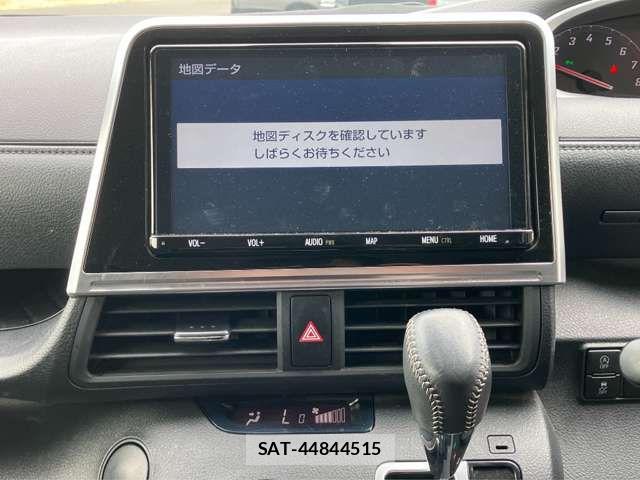 Toyota SIENTA 2021-11 8628866-2