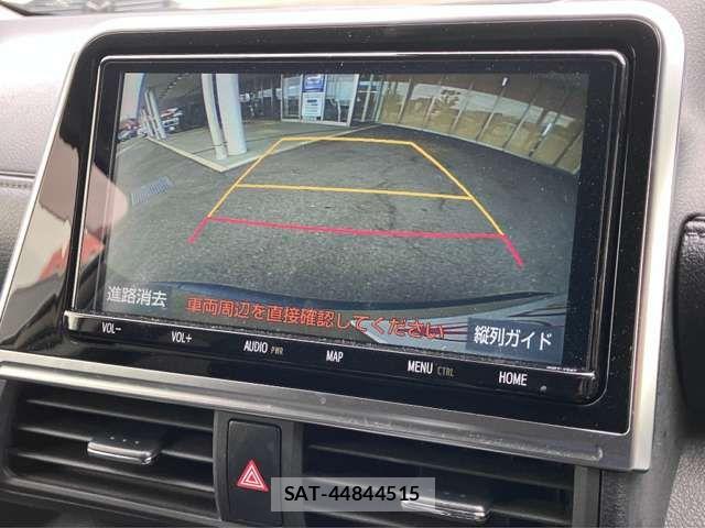 Toyota SIENTA 2021-11 8628866-3