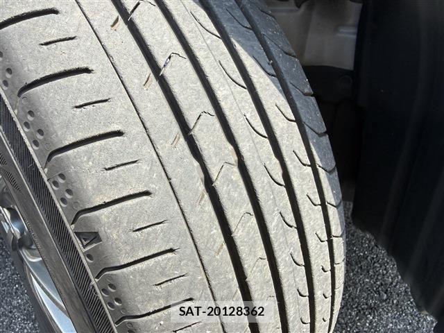 Toyota SIENTA 2016-12 8628882-16