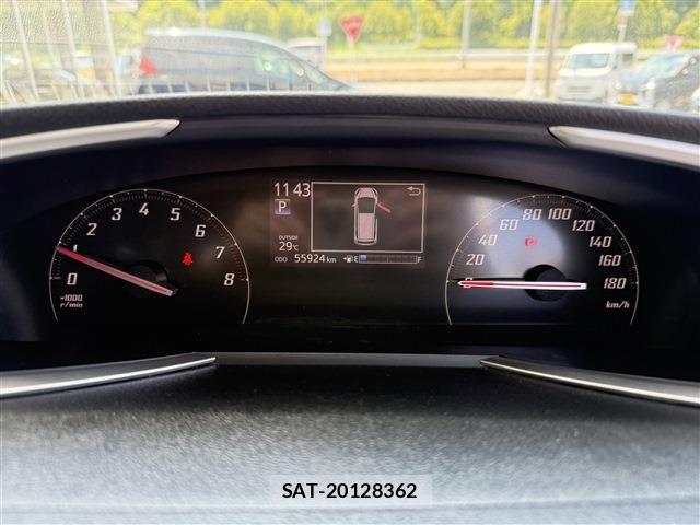 Toyota SIENTA 2016-12 8628882-6