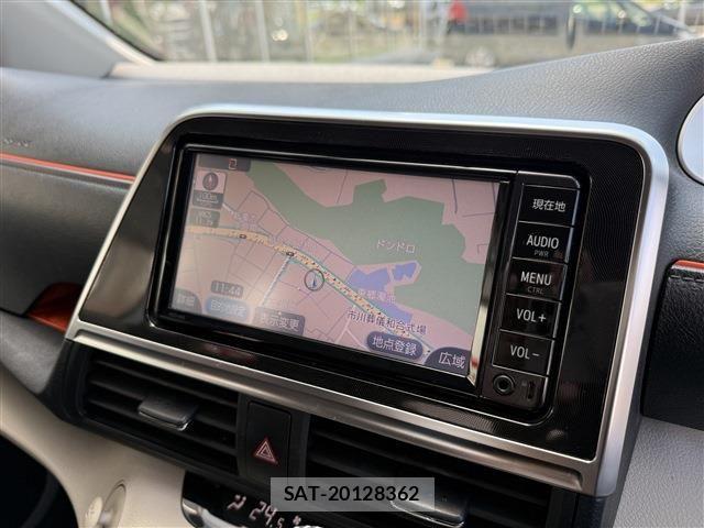 Toyota SIENTA 2016-12 8628882-8