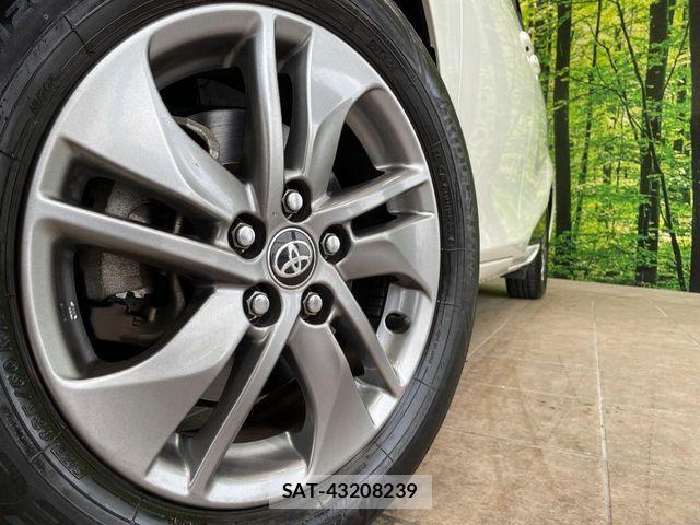 Toyota SIENTA 2016-09 8628867-13
