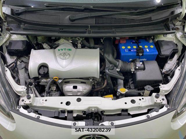 Toyota SIENTA 2016-09 8628867-17
