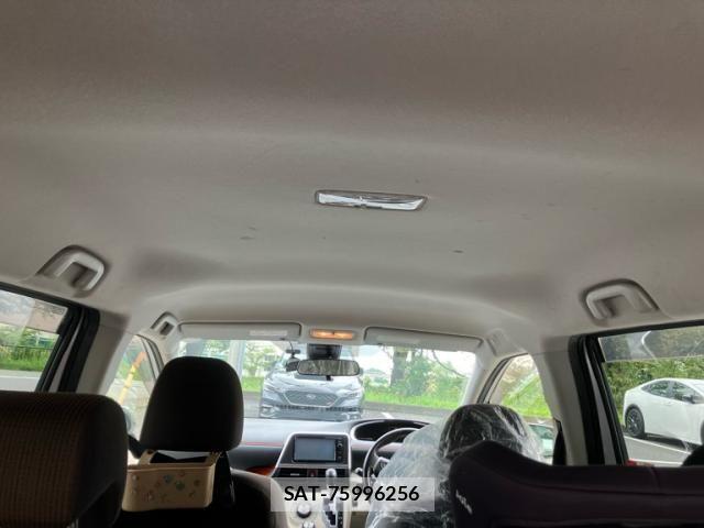 Toyota SIENTA 2015-09 8628883-13
