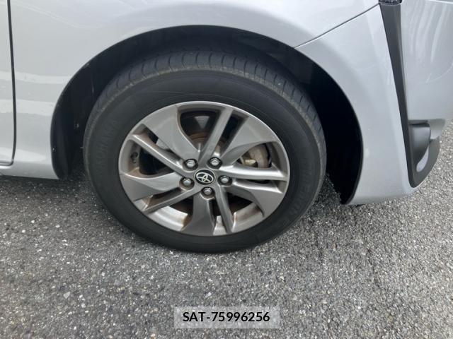 Toyota SIENTA 2015-09 8628883-8