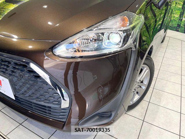 Toyota SIENTA 2021-07 8628865-12