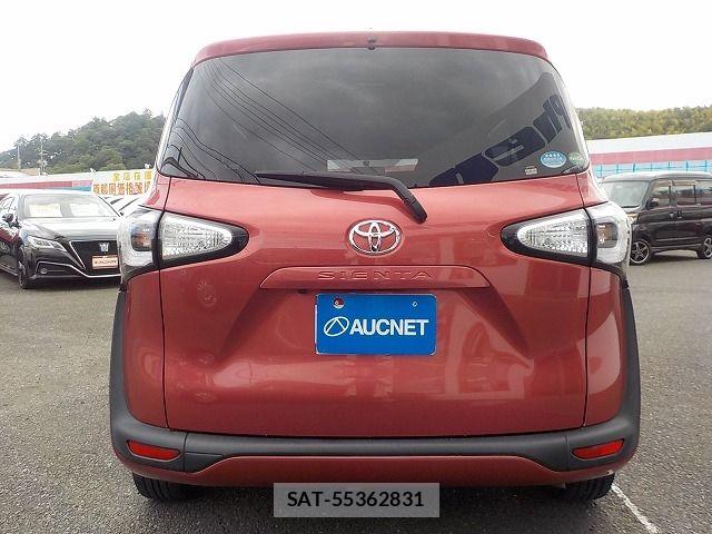Toyota SIENTA 2016-01 8628876-5
