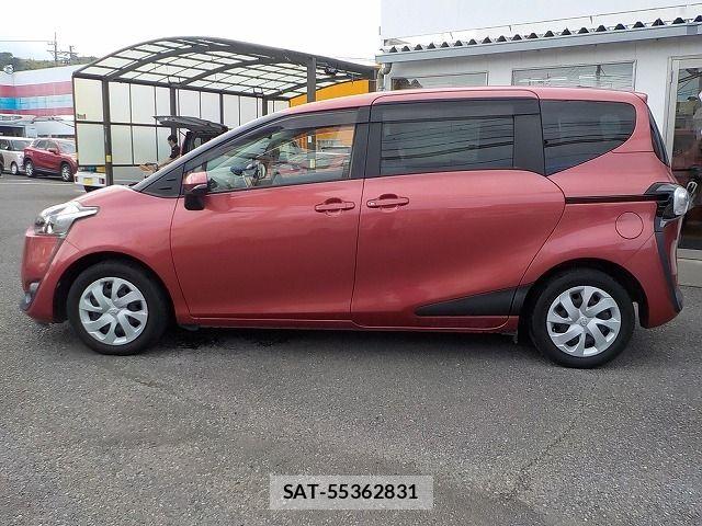 Toyota SIENTA 2016-01 8628876-8