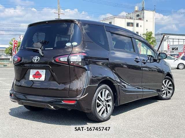 Toyota SIENTA 2016-03 8628869-2