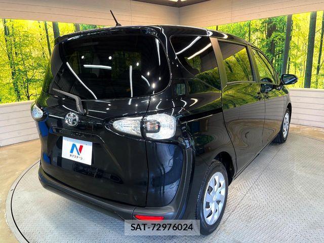 Toyota SIENTA 2018-08 8628874-16