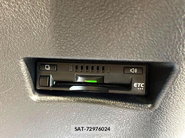 Toyota SIENTA 2018-08 8628874-6