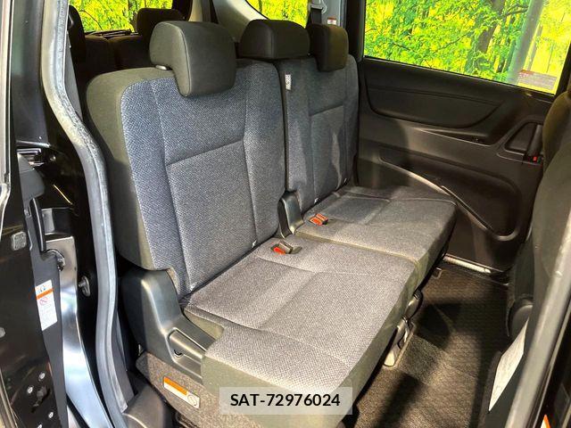 Toyota SIENTA 2018-08 8628874-8