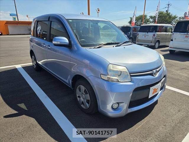 Toyota SIENTA 2014-02 8628884-10