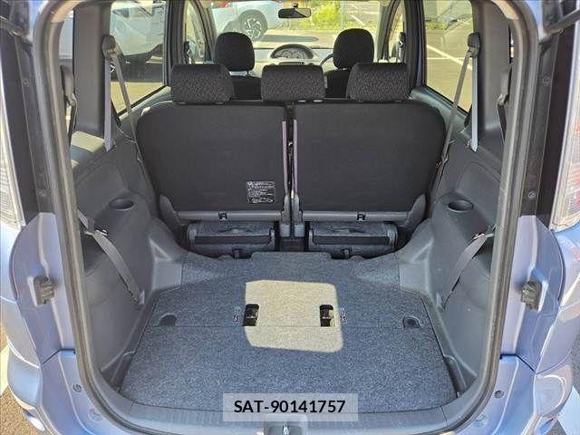 Toyota SIENTA 2014-02 8628884-21