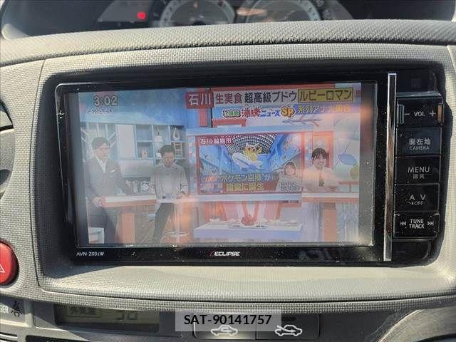 Toyota SIENTA 2014-02 8628884-2