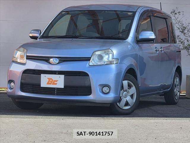 Toyota SIENTA 2014-02 8628884-7
