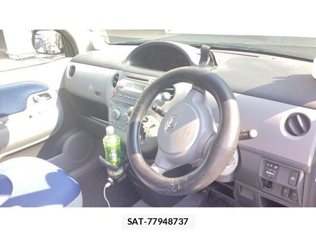 Toyota SIENTA 2005-01 8628889-10