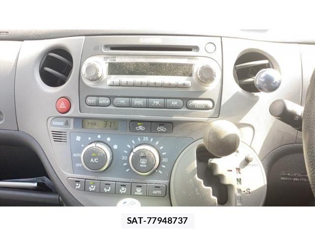 Toyota SIENTA 2005-01 8628889-16