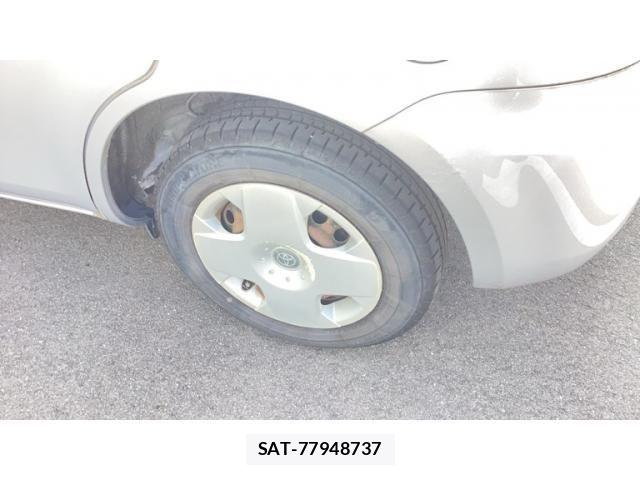 Toyota SIENTA 2005-01 8628889-2