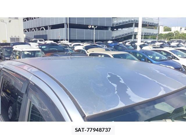 Toyota SIENTA 2005-01 8628889-4