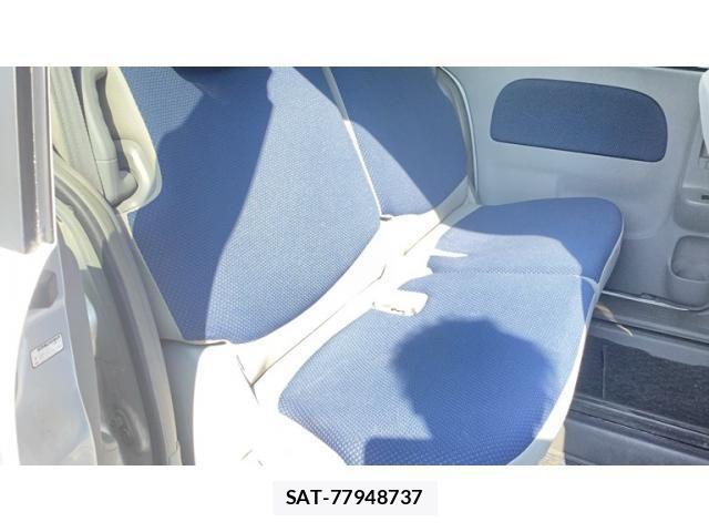 Toyota SIENTA 2005-01 8628889-7