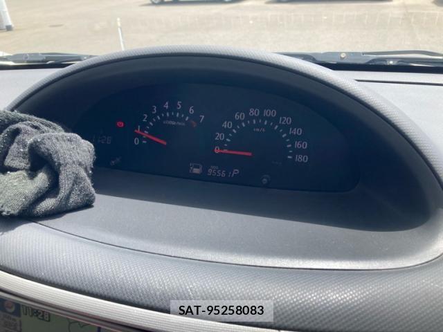 Toyota SIENTA 2007-09 8628888-13