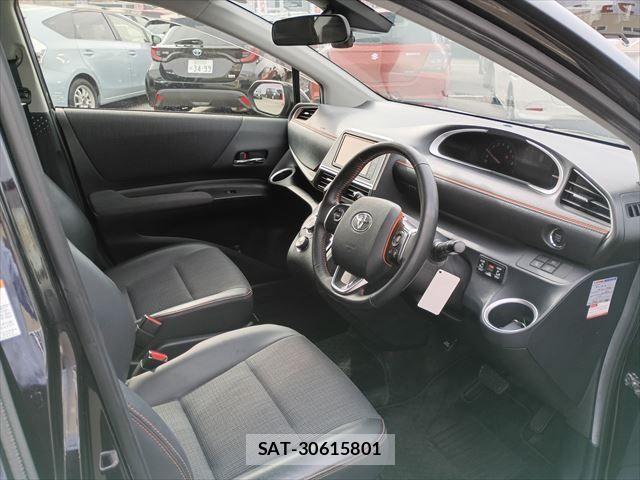 Toyota SIENTA 2017-11 8628877-16