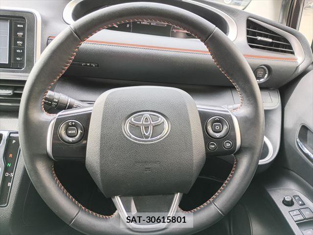 Toyota SIENTA 2017-11 8628877-1