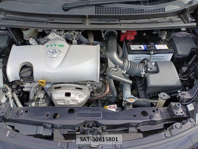 Toyota SIENTA 2017-11 8628877-29