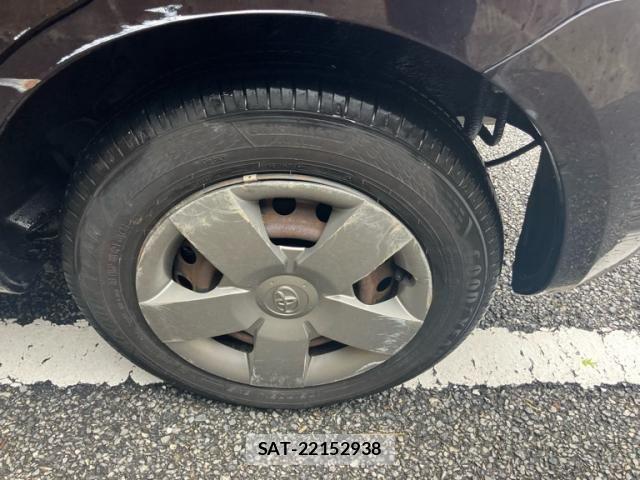 Toyota SIENTA 2012-08 8628887-10