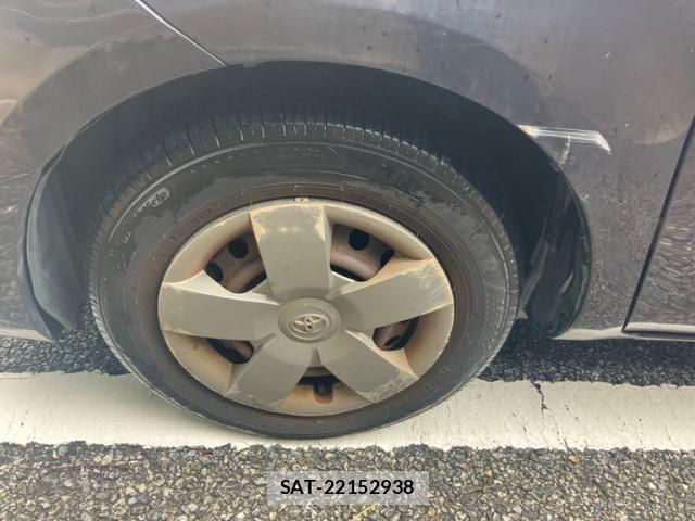 Toyota SIENTA 2012-08 8628887-11