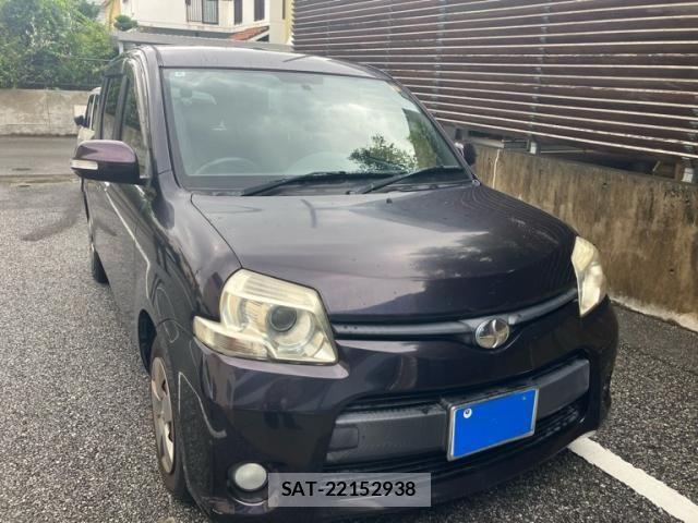 Toyota SIENTA 2012-08 8628887-3
