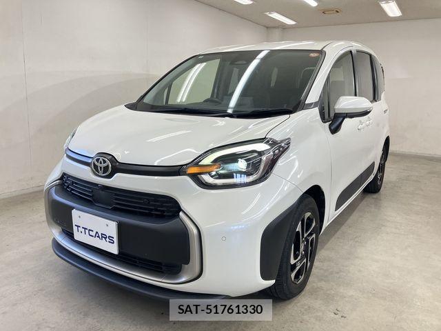 Toyota SIENTA 2022-10 8628860-24