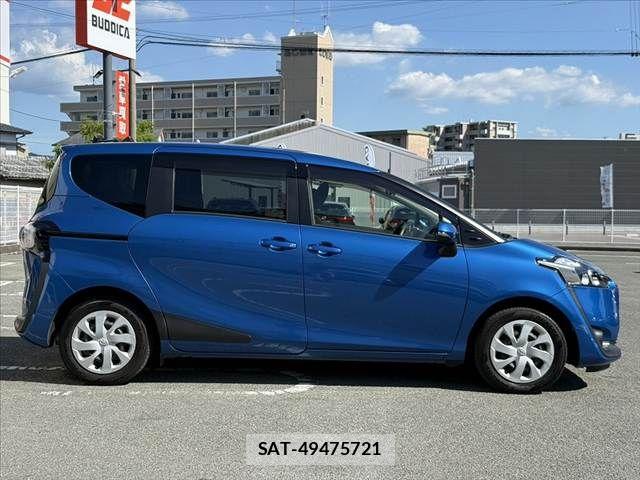 Toyota SIENTA 2015-10 8628875-11