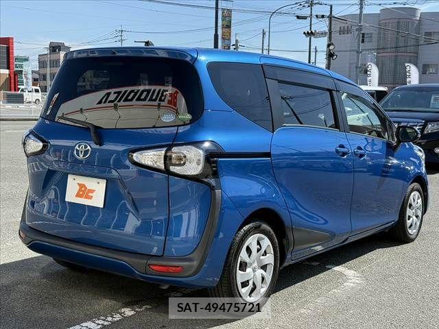 Toyota SIENTA 2015-10 8628875-12