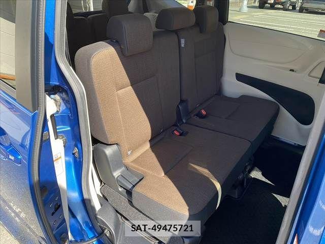 Toyota SIENTA 2015-10 8628875-17