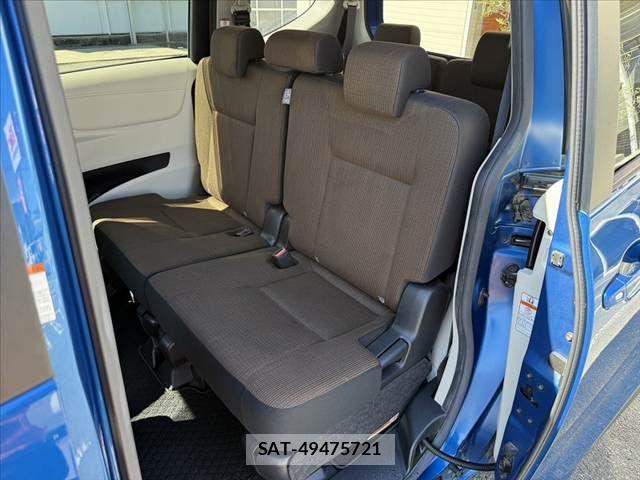 Toyota SIENTA 2015-10 8628875-18