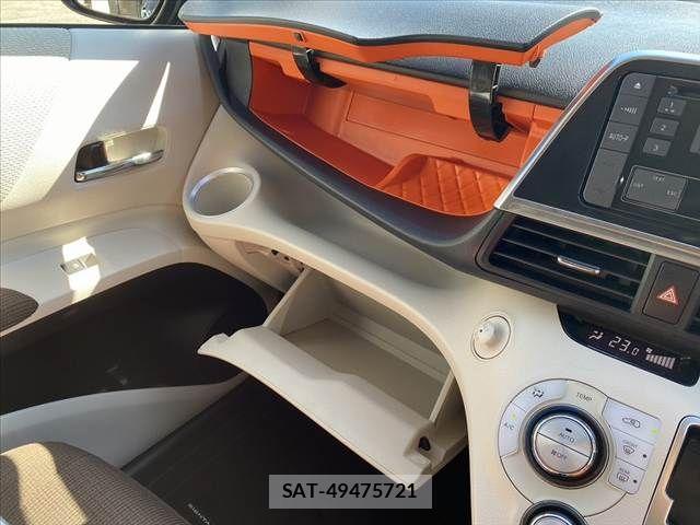 Toyota SIENTA 2015-10 8628875-27