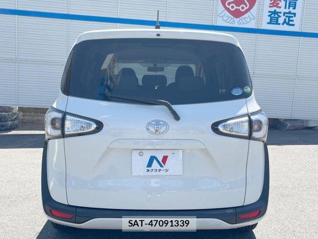 Toyota SIENTA 2016-11 8628881-14