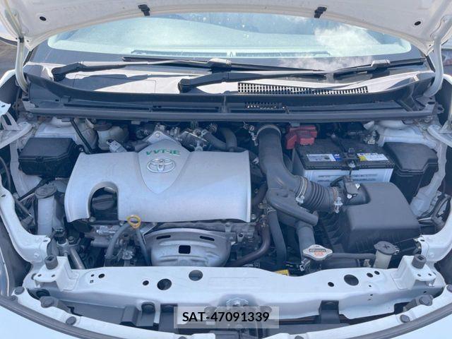 Toyota SIENTA 2016-11 8628881-17