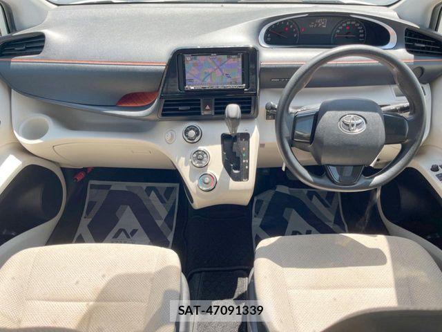 Toyota SIENTA 2016-11 8628881-1