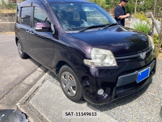 Toyota SIENTA 2013-06 8628886-0