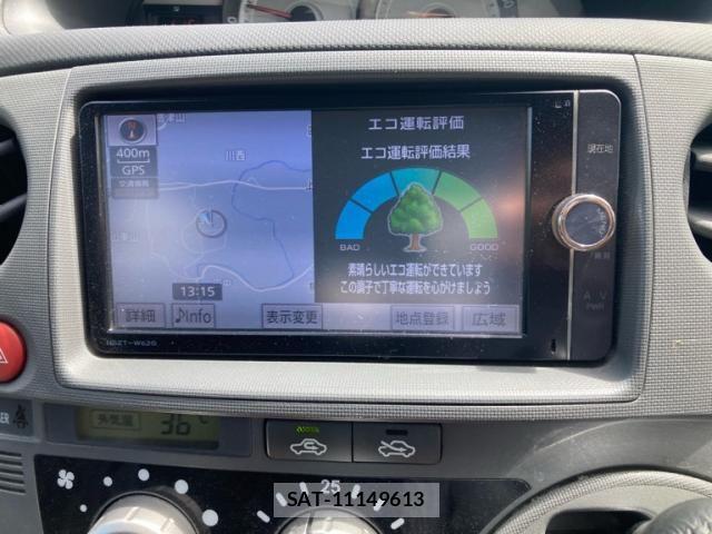 Toyota SIENTA 2013-06 8628886-21
