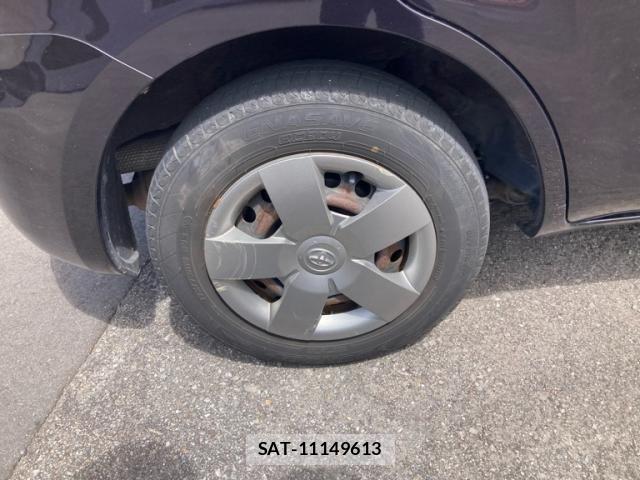 Toyota SIENTA 2013-06 8628886-6