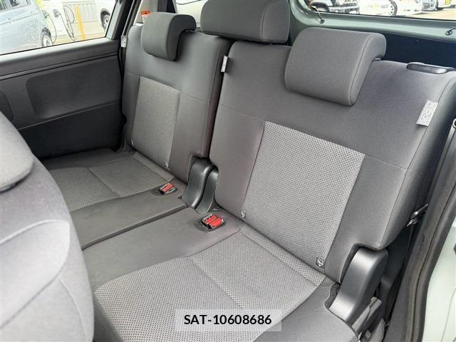 Toyota SIENTA 2025-06 8628864-14