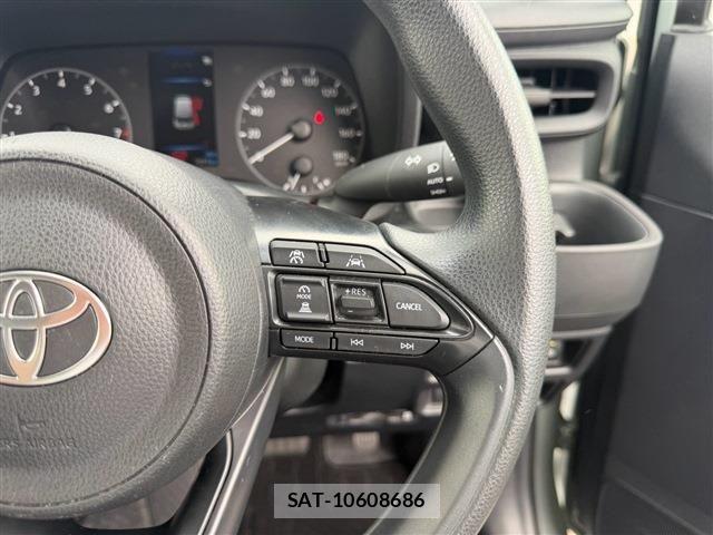 Toyota SIENTA 2025-06 8628864-21