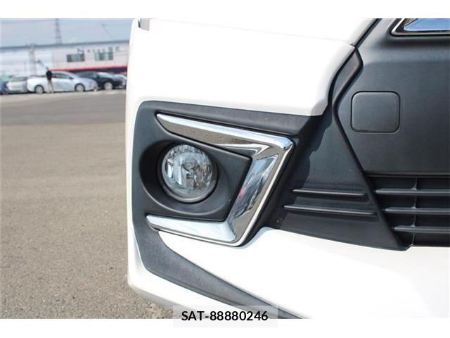 Toyota SIENTA 2016-06 8628880-18