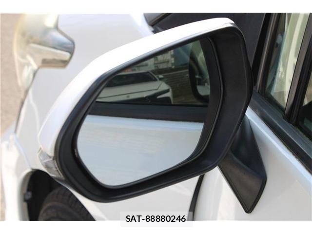 Toyota SIENTA 2016-06 8628880-22