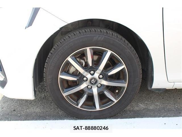 Toyota SIENTA 2016-06 8628880-23