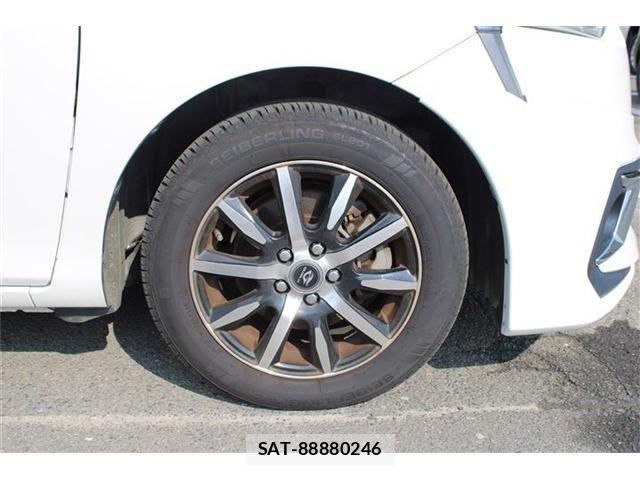 Toyota SIENTA 2016-06 8628880-26